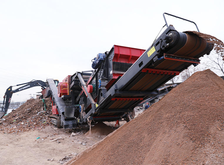 250TPH Construction Waste Mobile Crushing Plant In Canada